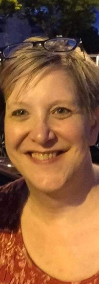 Meet your Posher, Denise - Picture 2 of 2